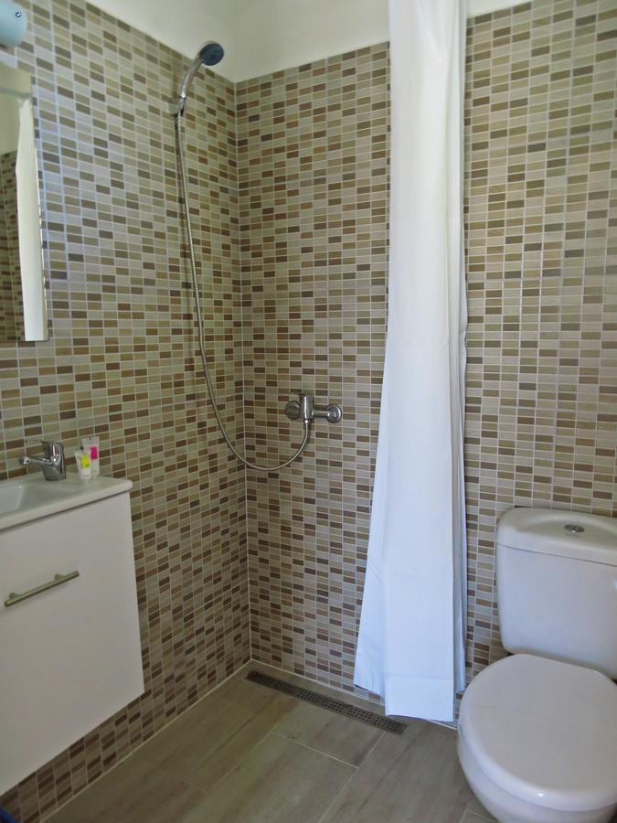 Loukas Beach Rooms Kiotári Kültér fotó