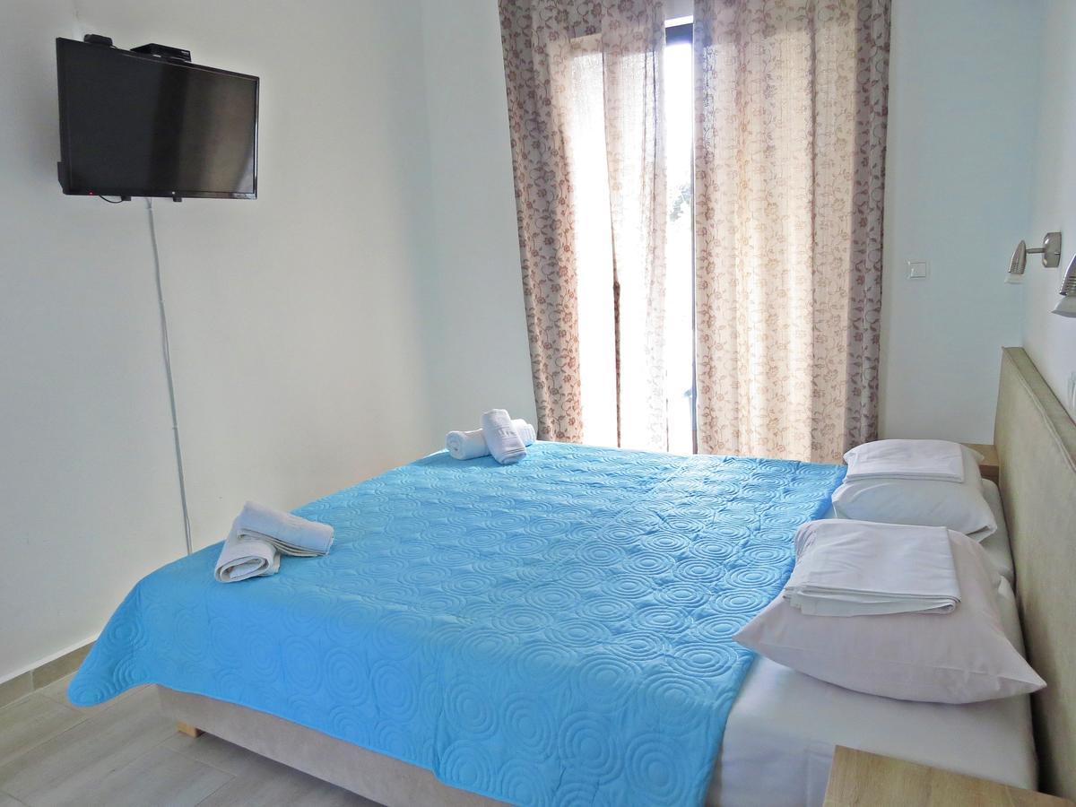 Loukas Beach Rooms Kiotári Kültér fotó