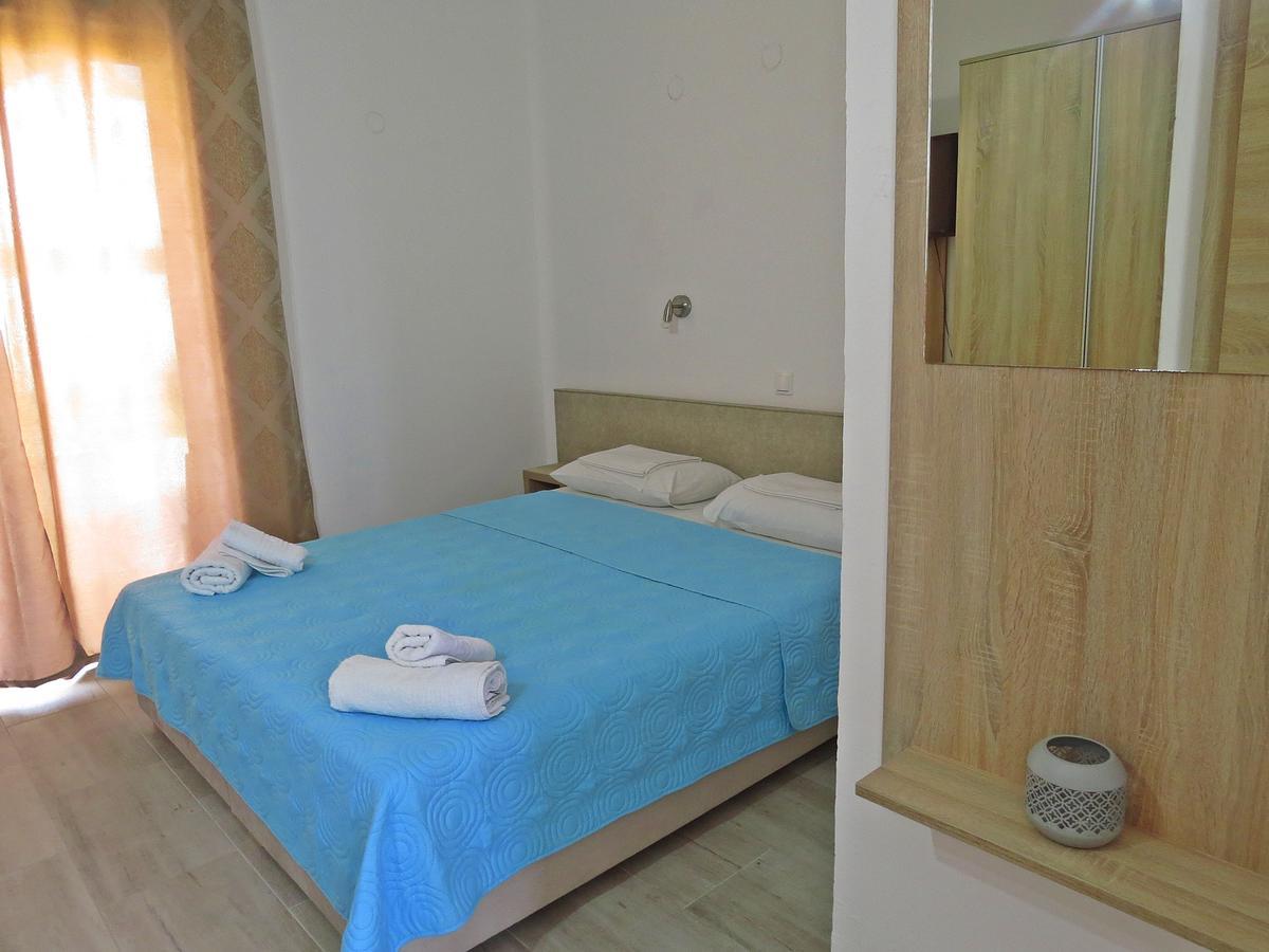 Loukas Beach Rooms Kiotári Kültér fotó