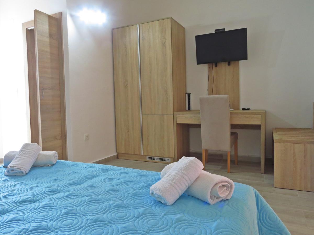 Loukas Beach Rooms Kiotári Kültér fotó